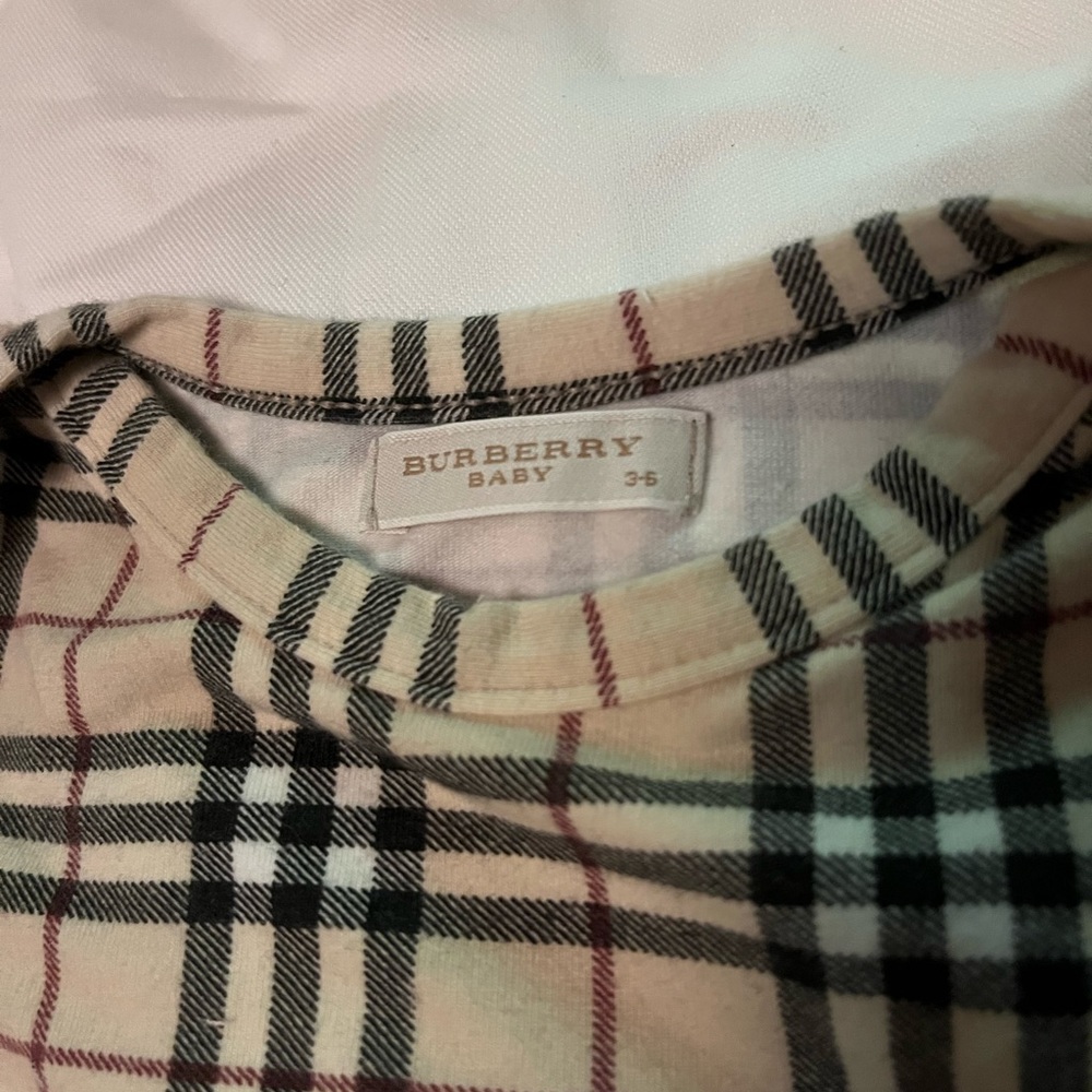 Burberry Baby long sleeved tee shirt - 3-6 Months